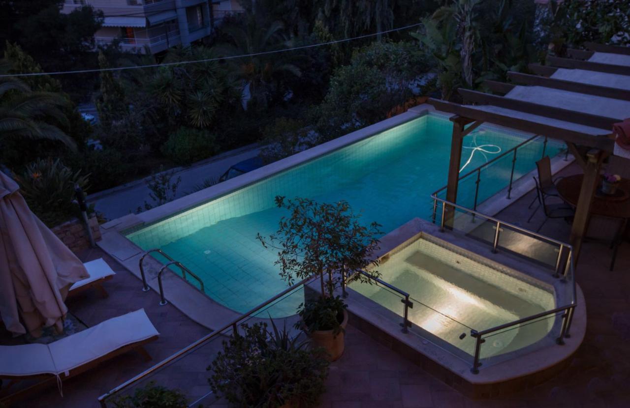Exceptional Villa in Voula near the sea Atene Esterno foto